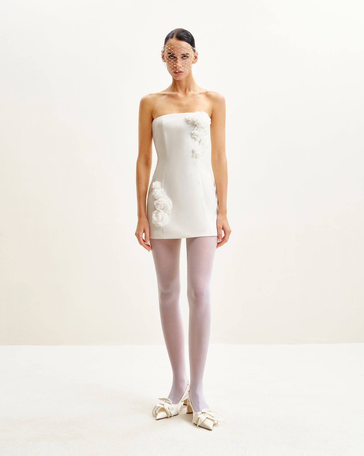 Blossoming Elegance 無肩帶連身裙 - 白色