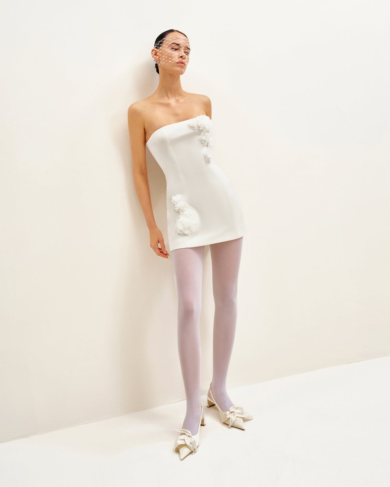 Blossoming Elegance 無肩帶連身裙 - 白色