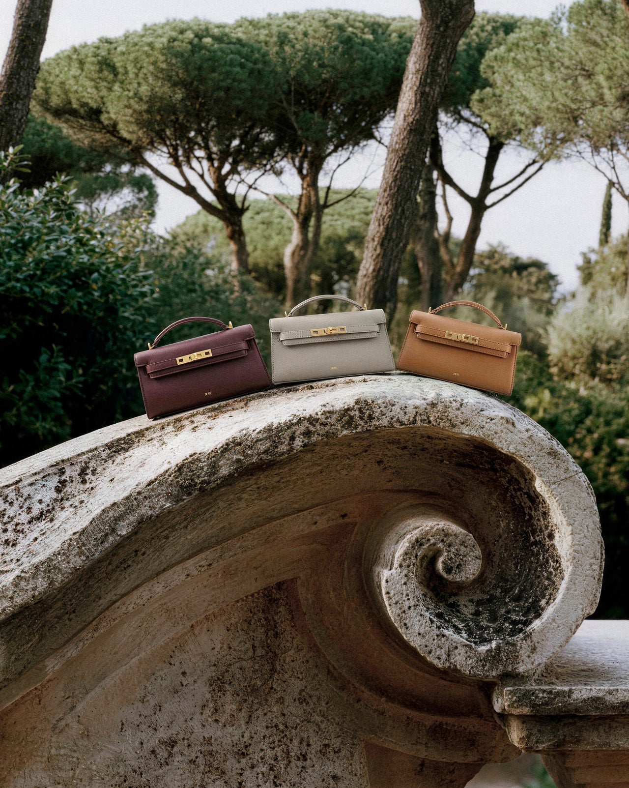 春日隨行<p><u>精選手袋</u></p>