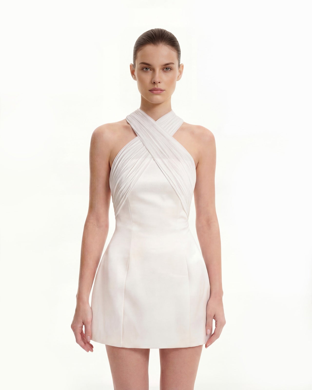 緞面薄紗交叉掛頸迷你連身裙 - 白色