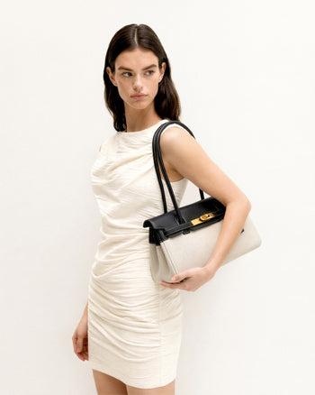 Yara 肩背袋 - 黑色帆布