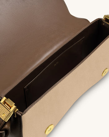 Joy 仿麂皮肩背袋 - 卡其棕色