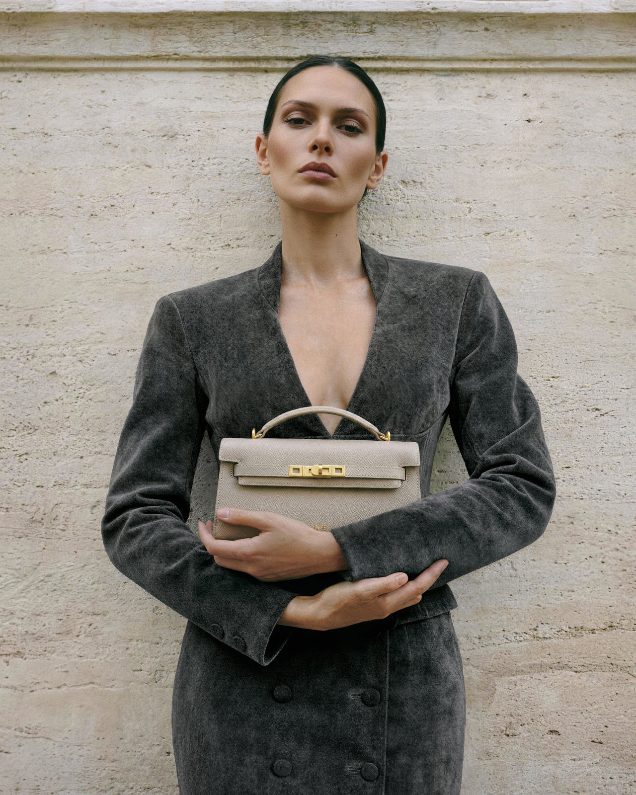 優雅隨行<p></p><p>立即選購</p>