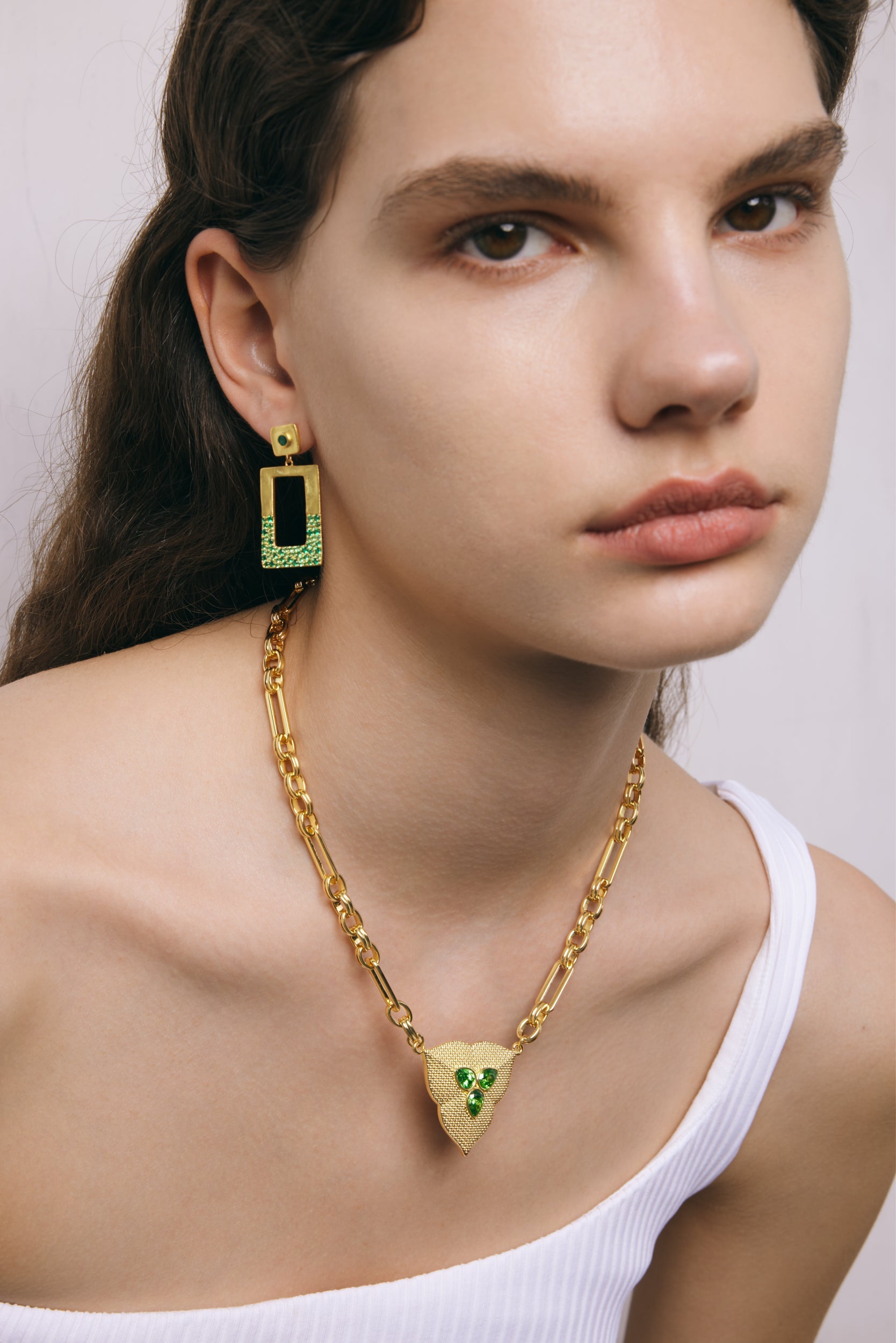 Leaf Pendant Necklace - 18ct Gold Plated & Dark Green Zircon
