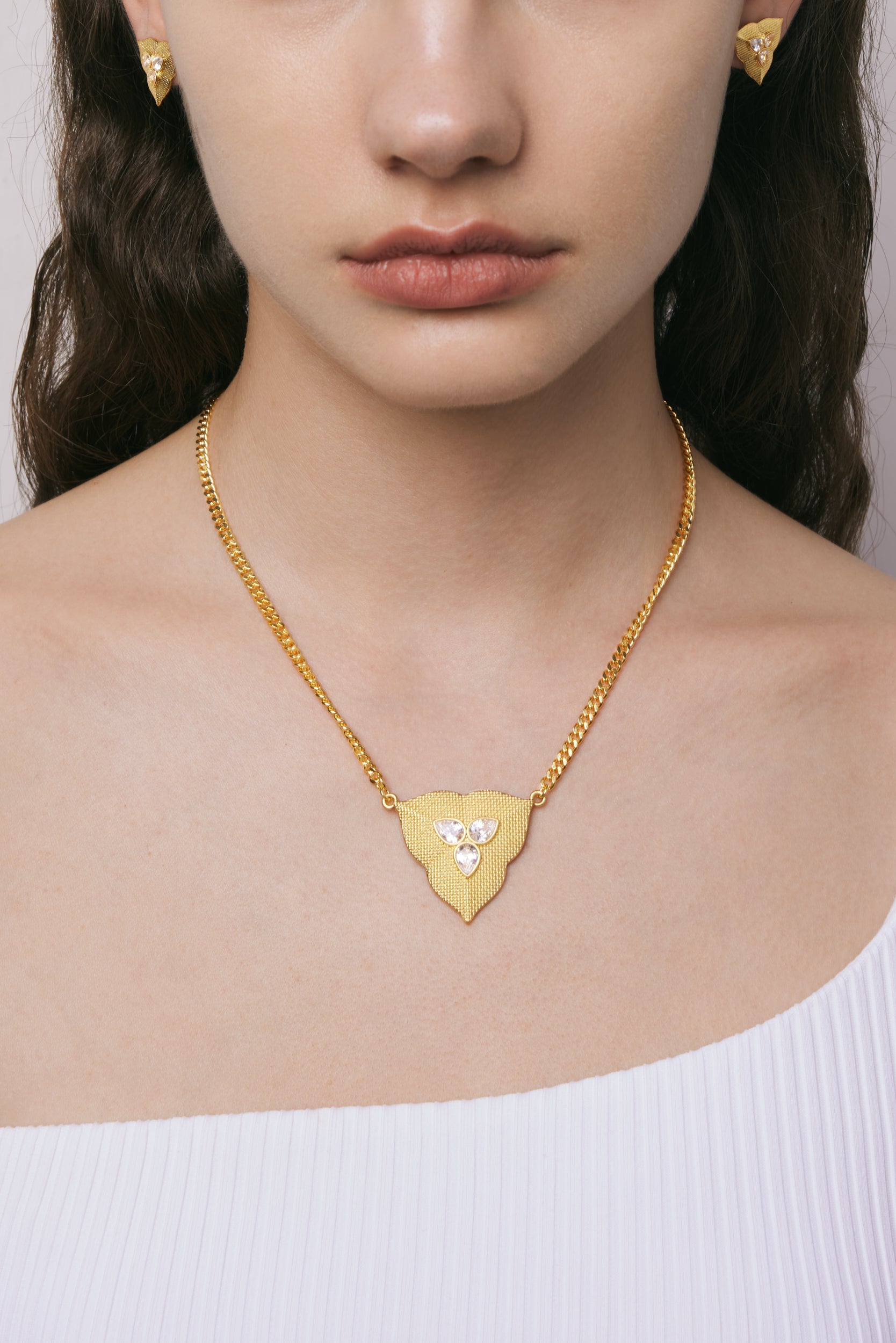 Leaf Pendant Necklace - 18ct Gold Plated & White Zircon